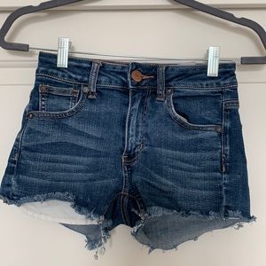 American Eagle women’s denim shorts